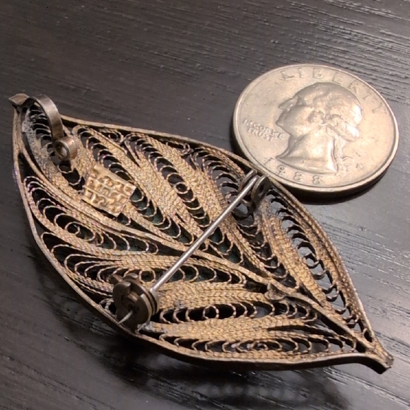 Vtg Israeli sterling silver green eilat stone filigree Leaf Brooch - Picture 5 of 7